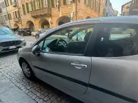 Usata Peugeot 207 73 CV (53 kW) 2008 Grigio Utilitaria