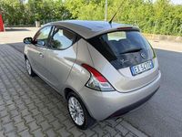 Usata Lancia Ypsilon Silver 69 CV (50 kW) 2015 Bronzo Utilitaria