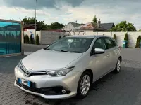 Usata Toyota Auris 90 CV (66 kW) 2016 Grigio Berlina