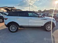 Usado Land Rover Range Rover evoque HSE Dynamic 150 HP (110 kW) 2017 Branco SUV