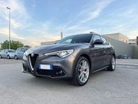 Usata Alfa Romeo Stelvio 190 CV (139 kW) 2021 Grigio SUV
