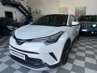 Usata Toyota C-HR Lounge 98 CV (72 kW) 2017 Bianco SUV