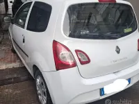 Usado Renault Twingo 64 CV (47 kW) 2011 Blanco Utilitario