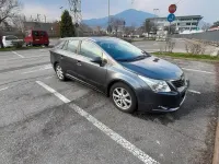 Usata Toyota Avensis 150 CV (110 kW) 2009 Grigio Station wagon