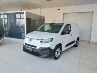Usata Fiat Doblò 131 CV (96 kW) 2024 Bianco Monovolume