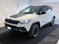 Usata Jeep Compass Trailhawk 240 CV (176 kW) 2023 Bianco metallizzato SUV