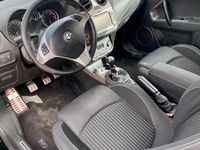 Usata Alfa Romeo MiTo Distinctive 95 CV (69 kW) 2010 Nero Utilitaria