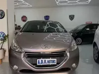 Usata Peugeot 208 Allure 82 CV (60 kW) 2012 Viola Utilitaria