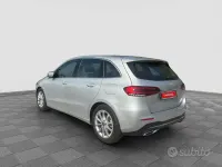 Usata Mercedes B180 116 CV (85 kW) 2019 Grigio Utilitaria