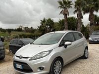Usata Ford Fiesta 67 CV (49 kW) 2011 Grigio Utilitaria