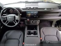 Usata Land Rover Defender SE Dynamic 200 CV (147 kW) 2025 Nero SUV