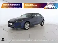 Usata Audi A3 Ambiente 150 CV (110 kW) 2024 Blu navarra metallizzato Berlina