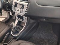 Usata Lancia Delta Silver 120 CV (88 kW) 2011 Bianco Utilitaria