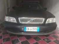Usata Volvo V40 1998 Nero Station wagon