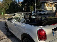 Usata Mini Cooper Cabriolet Hype 136 CV (100 kW) 2020 Argento Cabrio