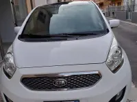 Usata Kia Venga 115 CV (84 kW) 2010 Bianco Utilitaria