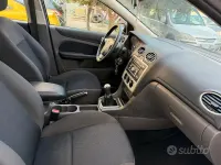 Usata Ford Focus S 90 CV (66 kW) 2007 Bluazzurro Station wagon