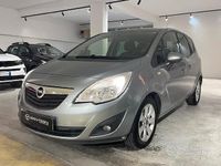 Usata Opel Meriva 95 CV (69 kW) 2012 Grigio Monovolume