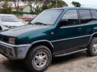 Usata Nissan Terrano 101 CV (74 kW) 1995 Verde SUV