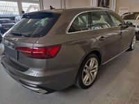 Usado Audi A4 Business 163 CV (119 kW) 2022 Gris Familiar