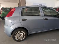 Usata Fiat Grande Punto 77 CV (56 kW) 2010 Blu Utilitaria
