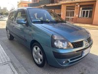 Usata Renault Clio II 82 CV (60 kW) 2002 Verde Berlina