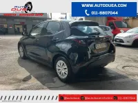 Usata Toyota Yaris Hybrid Business Edition 92 CV (67 kW) 2024 Nero Berlina