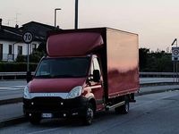Usata Iveco Daily 147 CV (108 kW) 2013 Rosso Furgone
