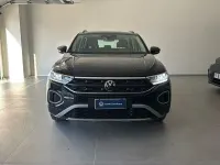 Usata VW T-Roc Life 110 CV (80 kW) 2023 Nero SUV
