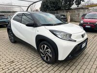 Nuova Toyota Aygo X Trend 116 CV (85 kW) 2025 Bianco tetto nero SUV
