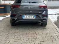 Usata VW T-Roc 150 CV (110 kW) 2017 Grigio SUV