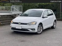 Begagnad VW Golf VIII Business 131 HK (96 kW) 2020 Vit Sedan