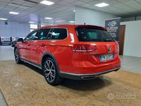 Usata VW Passat Alltrack Business 190 CV (139 kW) 2016 Arancione Station wagon