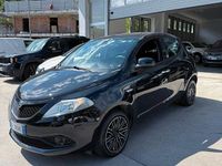 Usata Lancia Ypsilon Gold 69 CV (50 kW) 2019 Nero Utilitaria