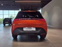 Nuova BYD Dolphin Boost 155 kW (212 CV) 2026 Orange sunset Utilitaria