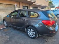 Usata Opel Astra Sport 110 CV (80 kW) 2011 Grigio Station wagon