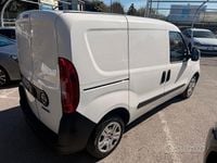 Usata Fiat Doblò 105 CV (77 kW) 2017 Bianco Monovolume