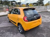 Usata Renault Twingo LIMITED 73 CV (53 kW) 2020 Arancione Utilitaria