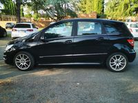 Usata Mercedes B180 109 CV (80 kW) 2011 Nero Monovolume