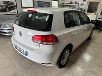 Usata VW Golf VII Highline 105 CV (77 kW) 2012 Bianco Berlina