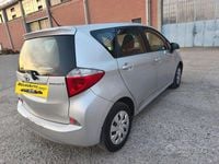 Usata Toyota Verso-S 99 CV (72 kW) 2011 Grigio Monovolume