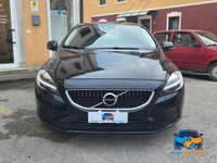 Gebraucht Volvo V40 Plus 120 PS (88 kW) 2019 Schwarz Limousine