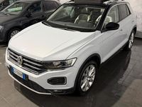 Usata VW T-Roc Style 149 CV (109 kW) 2017 Bianco SUV