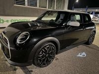 Usata Mini Cooper Favoured 204 CV (150 kW) 2024 Nero Utilitaria
