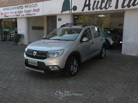 Usata Dacia Sandero Stepway 95 CV (69 kW) 2020 Argento Berlina