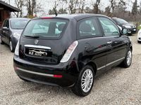 Usata Lancia Ypsilon 69 CV (50 kW) 2012 Nero Utilitaria