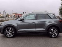 Usata VW T-Roc R-line 116 CV (85 kW) 2022 Grigio SUV