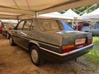 Usata Alfa Romeo 90 120 CV (88 kW) 1986 Grigio Berlina