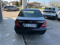 Usata Mercedes C200 122 CV (89 kW) 2003 Nero Berlina