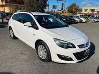 Usata Opel Astra 110 CV (80 kW) 2014 Bianco Station wagon
